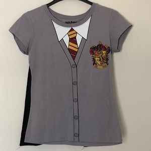 Harry Potter Gryffindor T Shirt with Black Cape